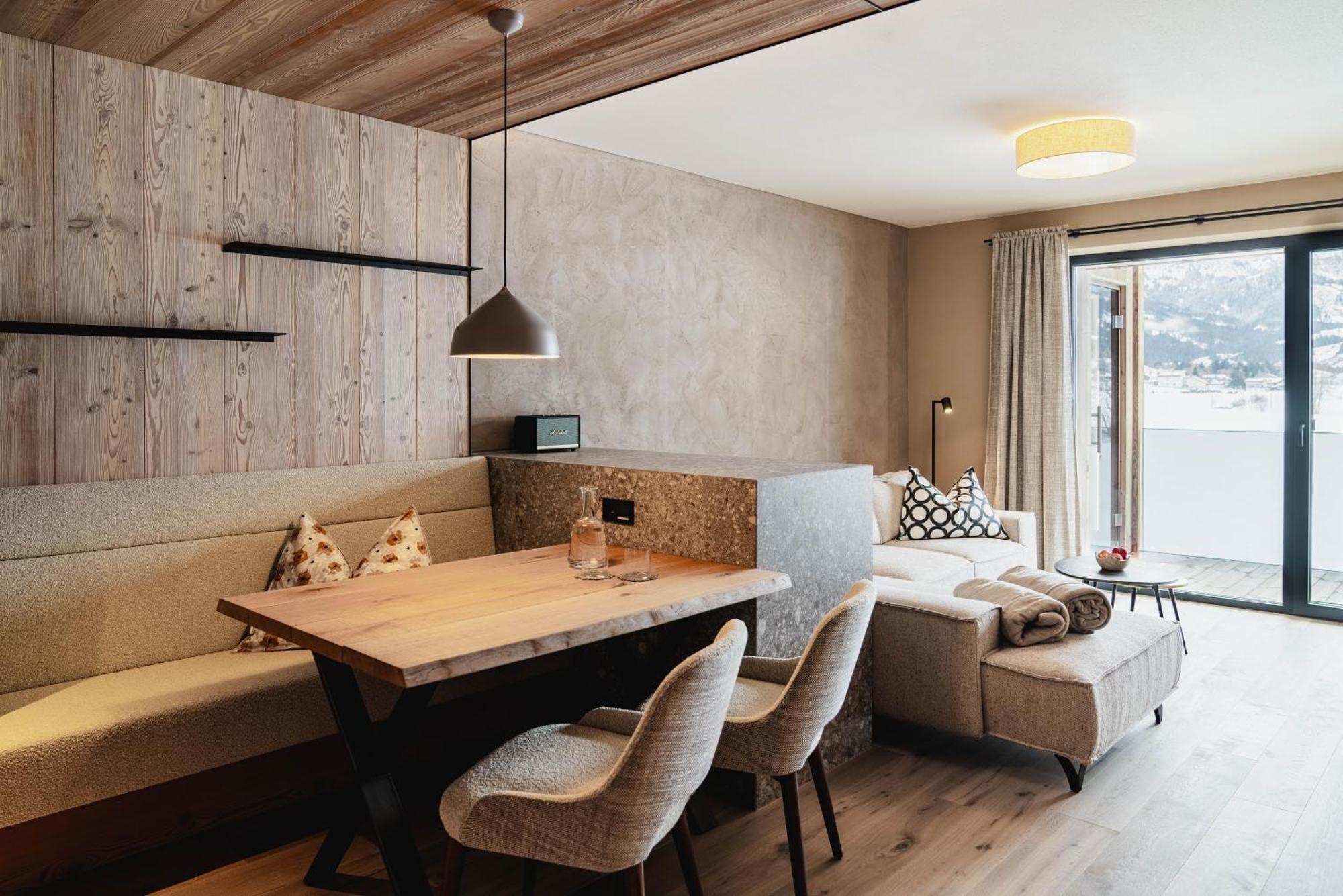 Mons Suites Wine Passion Tannheim Exteriér fotografie